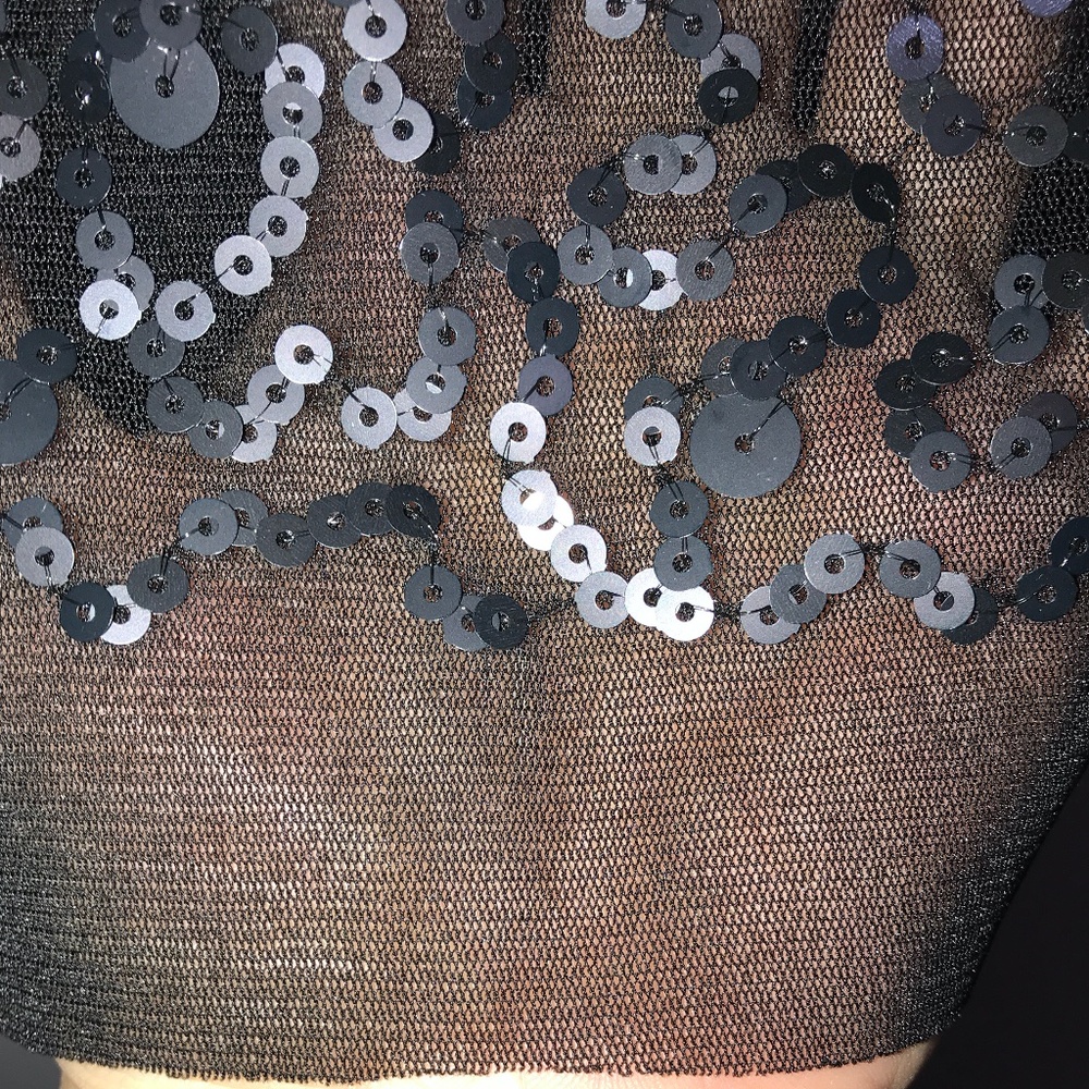 Max Studio - Sequinned Black Shear Top - Size 2X - Picture 3 of 8